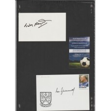 Signed card by Johnny Haynes the Fulham and England footballer.